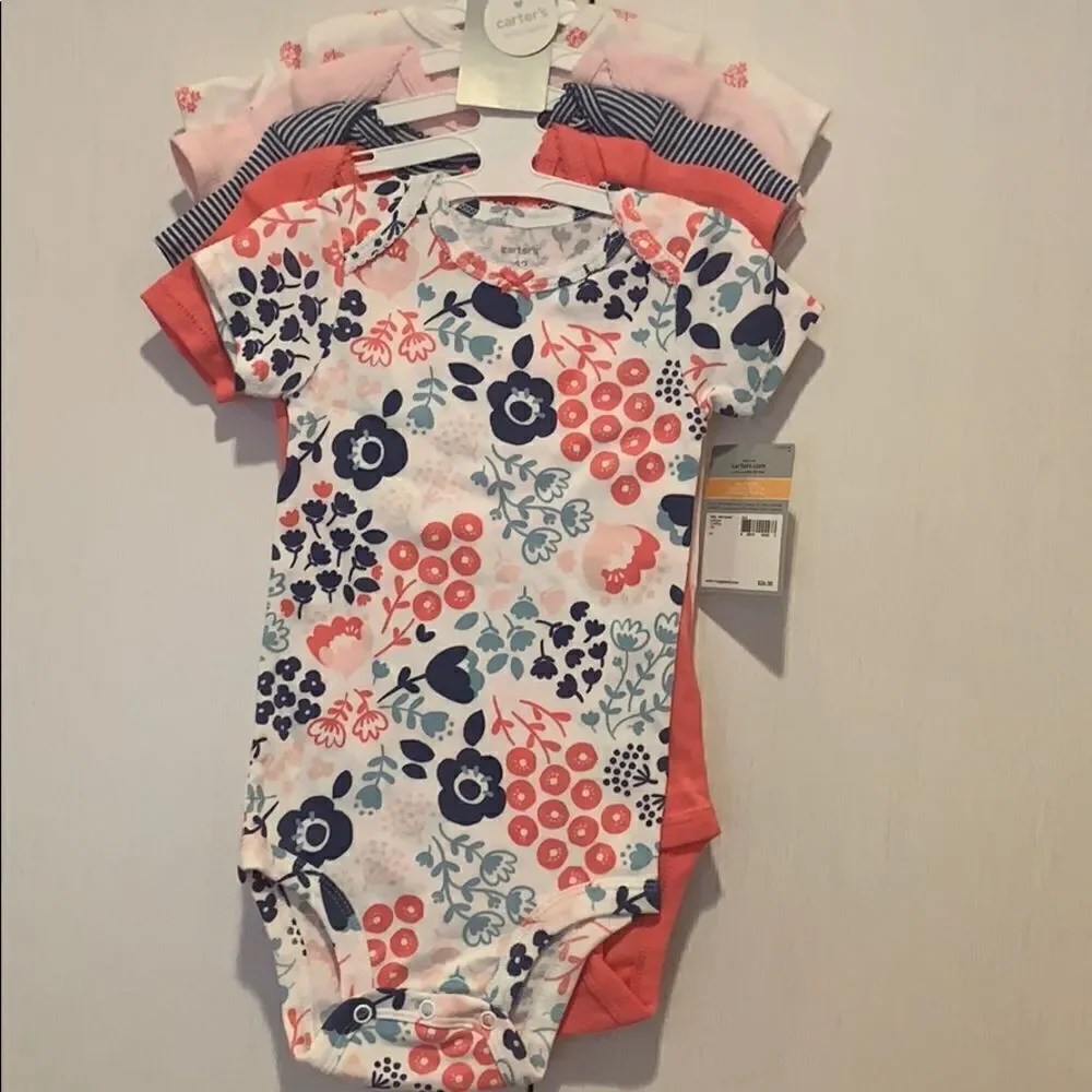 🎉1 hr sale🎉Carters baby set 5🎉